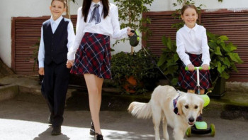 Фотография к новости: Данэлия Тулешова готовится к школе