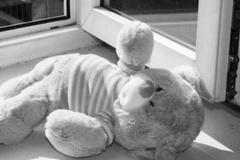 Фотография к новости: 4-летний ребенок скончался после падения с 5-го этажа в Павлодаре