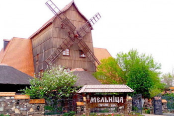 Фотография к новости: "Хабар 24" подаст заявление в полицию на ресторан "Мельница"