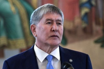 Фотография к новости: Алмазбек Атамбаев: Когда спецназ поднялся на третий этаж, я стрелял