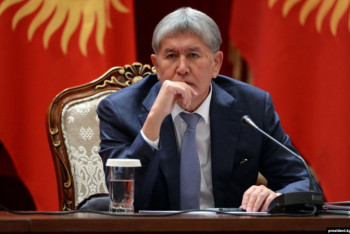 Фотография к новости: Штурм резиденции Атамбаева. Правительство должно было подготовиться к силовому решению - политолог