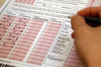 Фотография к новости: Перенёсшая сердечный приступ на ЕНТ просит грант 