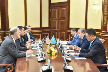 Фотография к новости: Нигматулин встретился с конгрессменами США