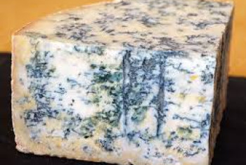 Фотография к новости: Названы самые опасные для здоровья сыры