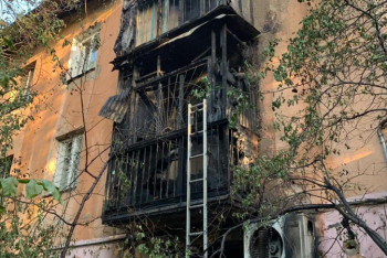 Фотография к новости:  Два балкона и магазин горели в Алматы