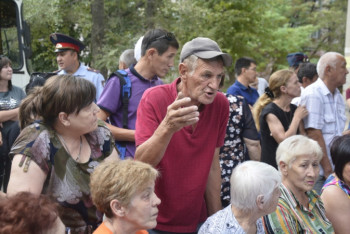 Фотография к новости: Руководство Жамбылского областного департамента полиции встретилось с жителями Тараза