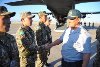 Фотография к новости: Первые призеры армейских игр вернулись в Казахстан