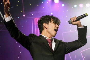 Фотография к новости: Димаша Кудайбергена сравнили с талантливейшими певцами мира