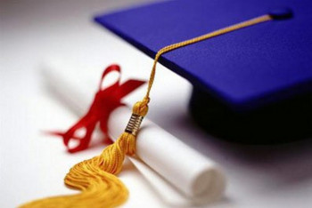 Фотография к новости: Три тысячи грантов остались неосвоенными