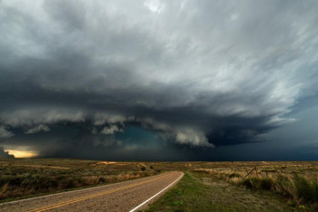 Фотография к новости: Штормовое предупреждение объявлено на большей территории Казахстана 