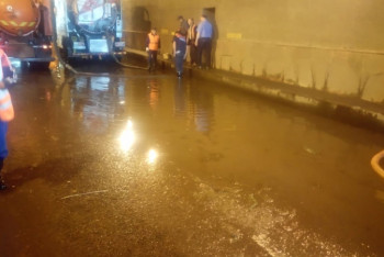 Фотография к новости: Море по колено: фото потопа в Алматы 