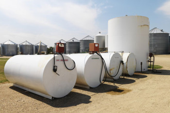 Фотография к новости: Расследование дела о хищении ГСМ в особо крупном размере завершено в Мангистау