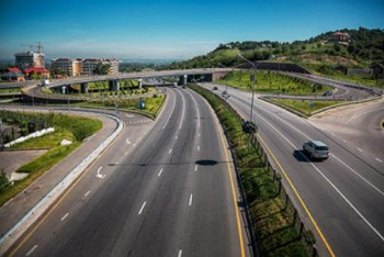 Фотография к новости: Из-за жалоб на Аль-Фараби и ВОАД в Алматы вернут скоростной режим до 80 км/час