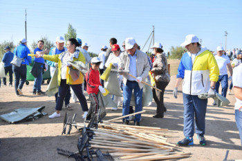 Фотография к новости: Мажилисмены поддержали экочеллендж #Birge#TazaQazaqstan