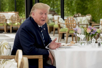 Фотография к новости: Трамп заявил, что не в восторге от ракетных запусков КНДР