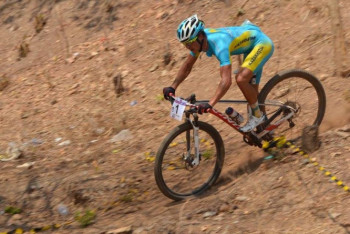 Фотография к новости: Казахстанец завоевал "золото" этапа кубка мира по маунтинбайку