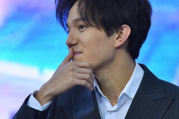 Фотография к новости: Перчатки GGG и пиджак Димаша Кудайбергена ушли с молотка на Burabike Fest – 2019