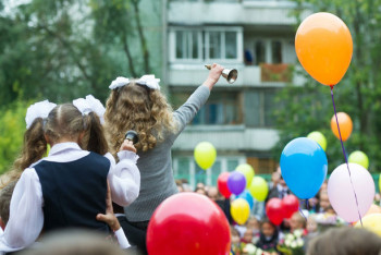 Фотография к новости: Начало "каторги" VS День знаний - опрос