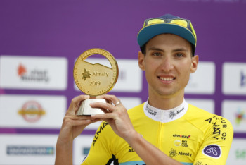 Фотография к новости: Казахстанец Юрий Натаров выиграл общий зачет гонки Tour of Almaty-2019