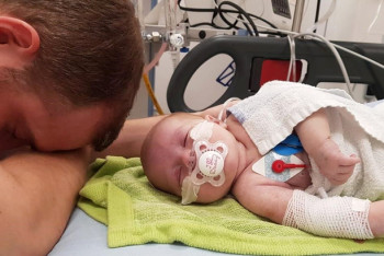 Фотография к новости: Ребенка с сердцебиением 320 ударов в минуту спасли, окунув в ледяную воду 