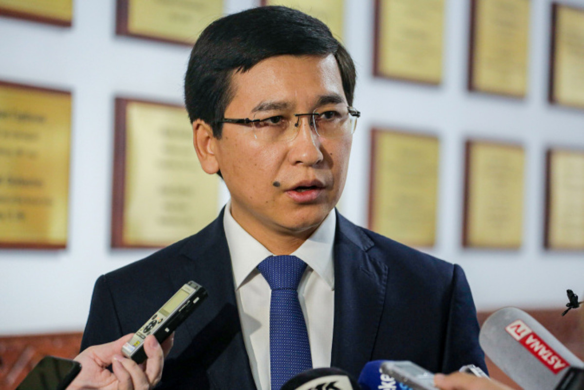  Арман Мухатов