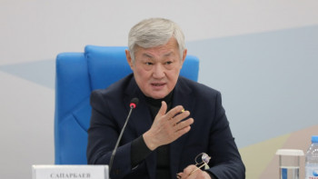 Фотография к новости: "Нам это не подойдет" – Сапарбаев о четырехдневной рабочей неделе в Казахстане