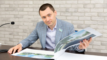 Фотография к новости: В зоопарке Алматы вновь сменился директор