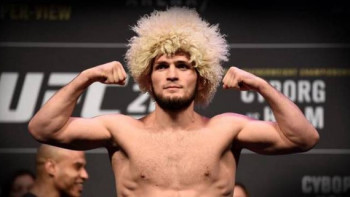 Фотография к новости: Нурмагомедов и Порье прошли взвешивание перед боем в ОАЭ