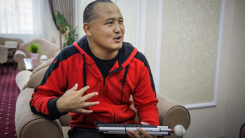 Фотография к новости: Незрячий бегун Кенжегул Сейтжан примет участие в "Astana Marathon 2019"