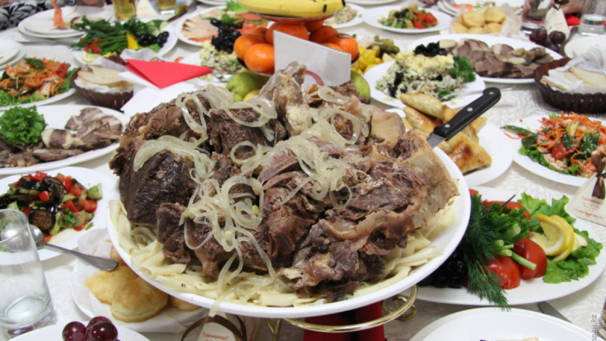  иллюстративное 