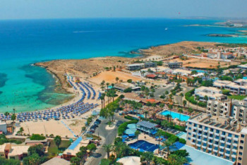 Фотография к новости: "Не любят маленькие площади": Где граждане РК чаще покупают недвижимость за рубежом