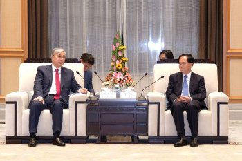 Фотография к новости: Токаев встретился с секретарем комитета Компартии Китая провинции Чжэцзян 