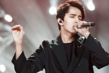 Фотография к новости: Ответить на вопросы о Димаше предложили школьникам в учебниках Китая