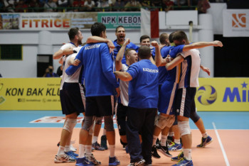 Фотография к новости: Казахстанские волейболисты одержали победу на чемпионате Азии