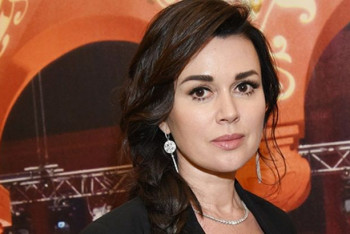 Фотография к новости: "Мне не хотелось, чтобы меня жалели…": Заворотнюк в одном из интервью