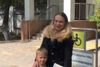 Фотография к новости: Ушел играть и потерялся: дрожащего от холода мальчика нашли полицейские Алматы