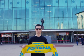 Фотография к новости: "Атмосфера на стадионе была колоссальная". Казахстанский болельщик поделился впечатлениями от матча "Манчестер Юнайтед" - "Астана"