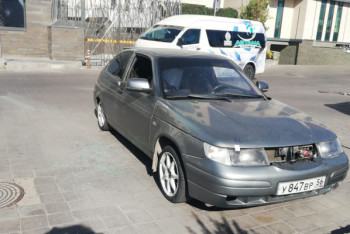 Фотография к новости: Очевидица оцепления посольства Канады заметила черный ящик с антеннами