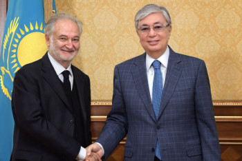 Фотография к новости: Токаев принял известного французского политика, основателя ЕБРР Жака Аттали 