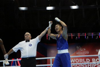 Фотография к новости: Бекзат Нурдаулетов взял "золото" на чемпионате мира по боксу 