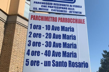 Фотография к новости: Итальянцы за паркинг стали расплачиваться молитвой