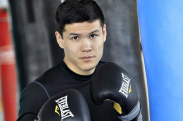 Фотография к новости: Стала известна дата возвращения Данияра Елеусинова на ринг