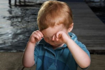 Фотография к новости: Двух заблудившихся малышей нашли гвардейцы в Атырау