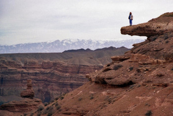 Фотография к новости: Иностранец погиб на Чарыне, делая селфи