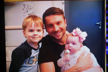 Фотография к новости: Сергей Лазарев признался, что у него есть годовалая дочь