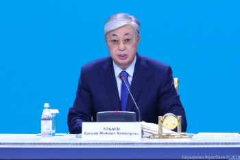 Фотография к новости: Землю никому не отдадим - Токаев