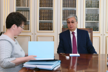 Фотография к новости: Глава государства дал ряд поручений председателю Счетного комитета