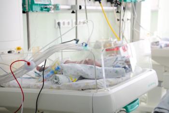 Фотография к новости: Умер двухгодовалый мальчик, которого избил отчим в Алматы