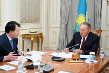 Фотография к новости: Назарбаев: Государство должно поддерживать активных граждан, сообщающих о коррупции