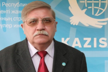 Фотография к новости: Китаеведа Константина Сыроежкина осудили на 10 лет за госизмену